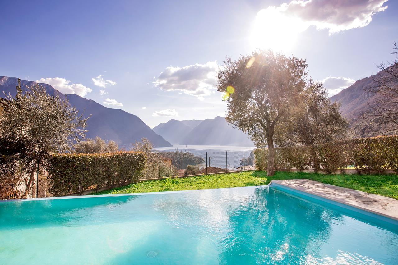 Ossuccio Grande C Home With Pool Sleeps 12 By Italian Apartments Como Bagian luar foto