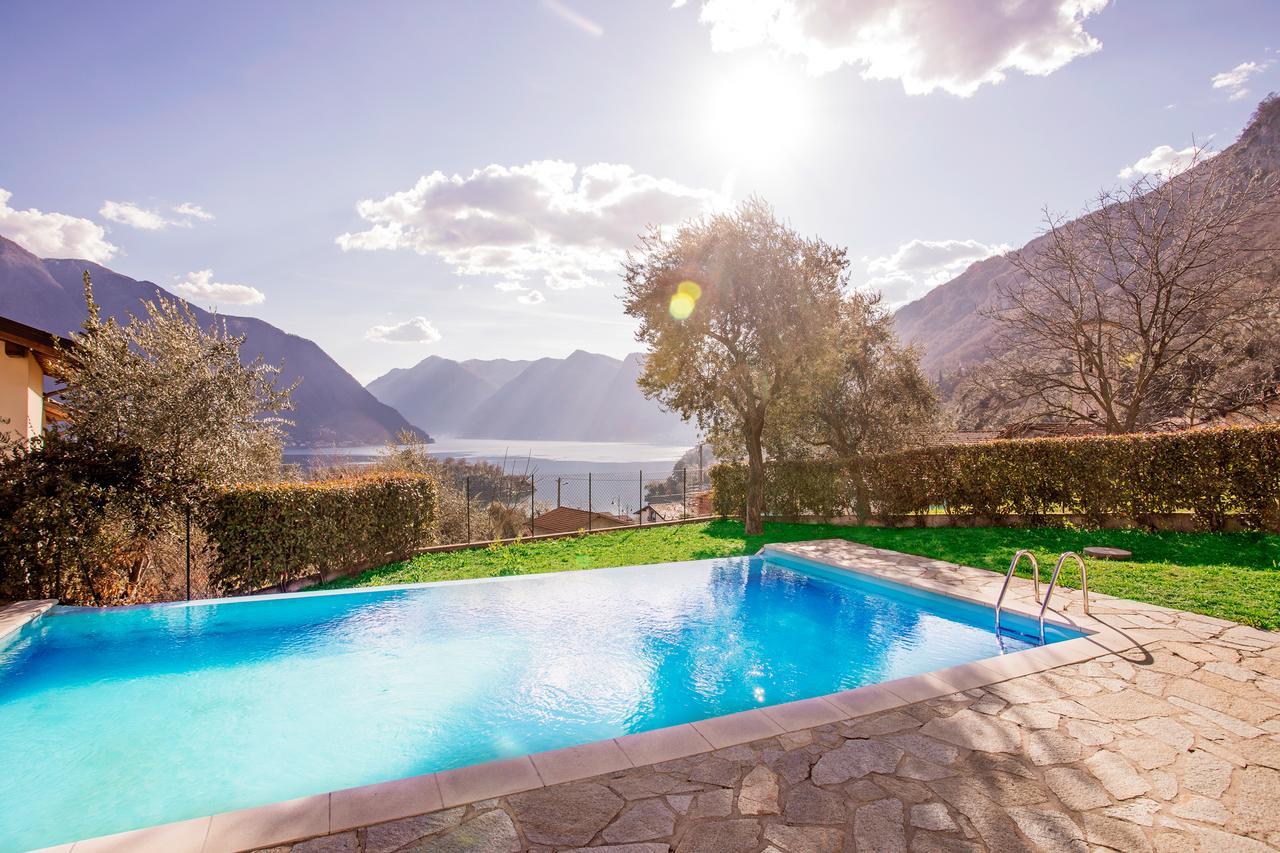 Ossuccio Grande C Home With Pool Sleeps 12 By Italian Apartments Como Bagian luar foto