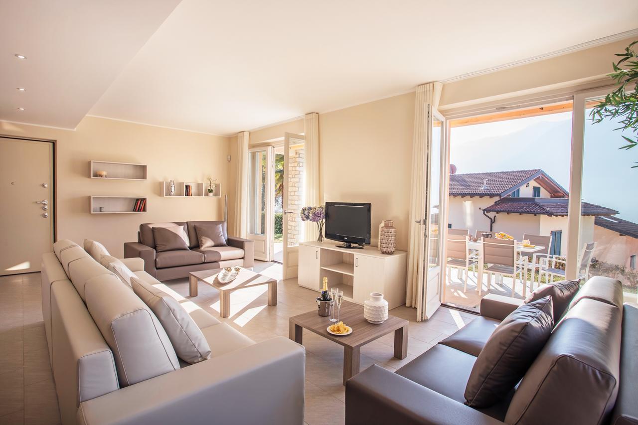 Ossuccio Grande C Home With Pool Sleeps 12 By Italian Apartments Como Bagian luar foto